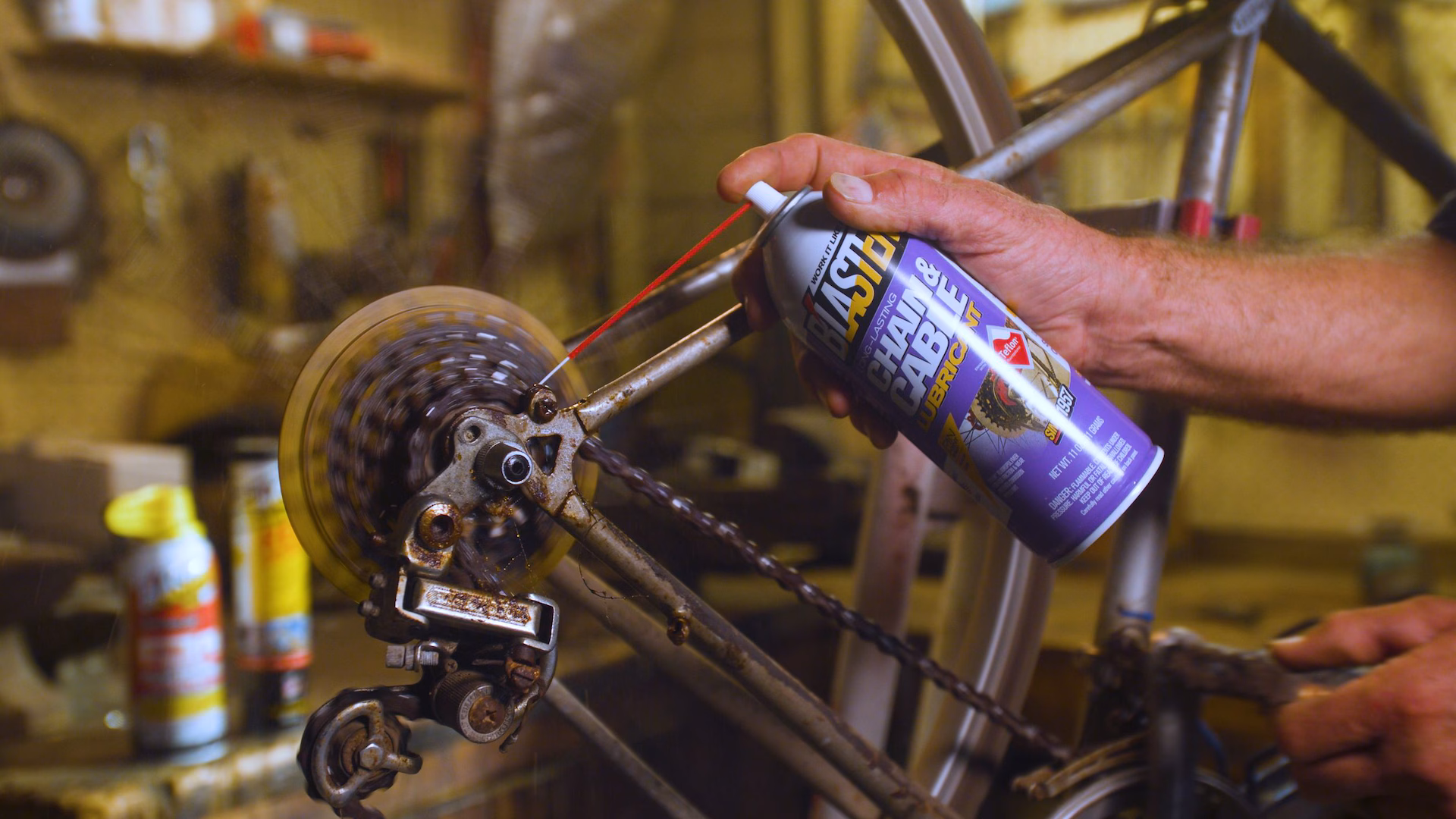 B'laster Long-Lasting Chain and Cable Lubricant - 311g2 B'laster Long-Lasting Chain and Cable Lubricant - 311g4