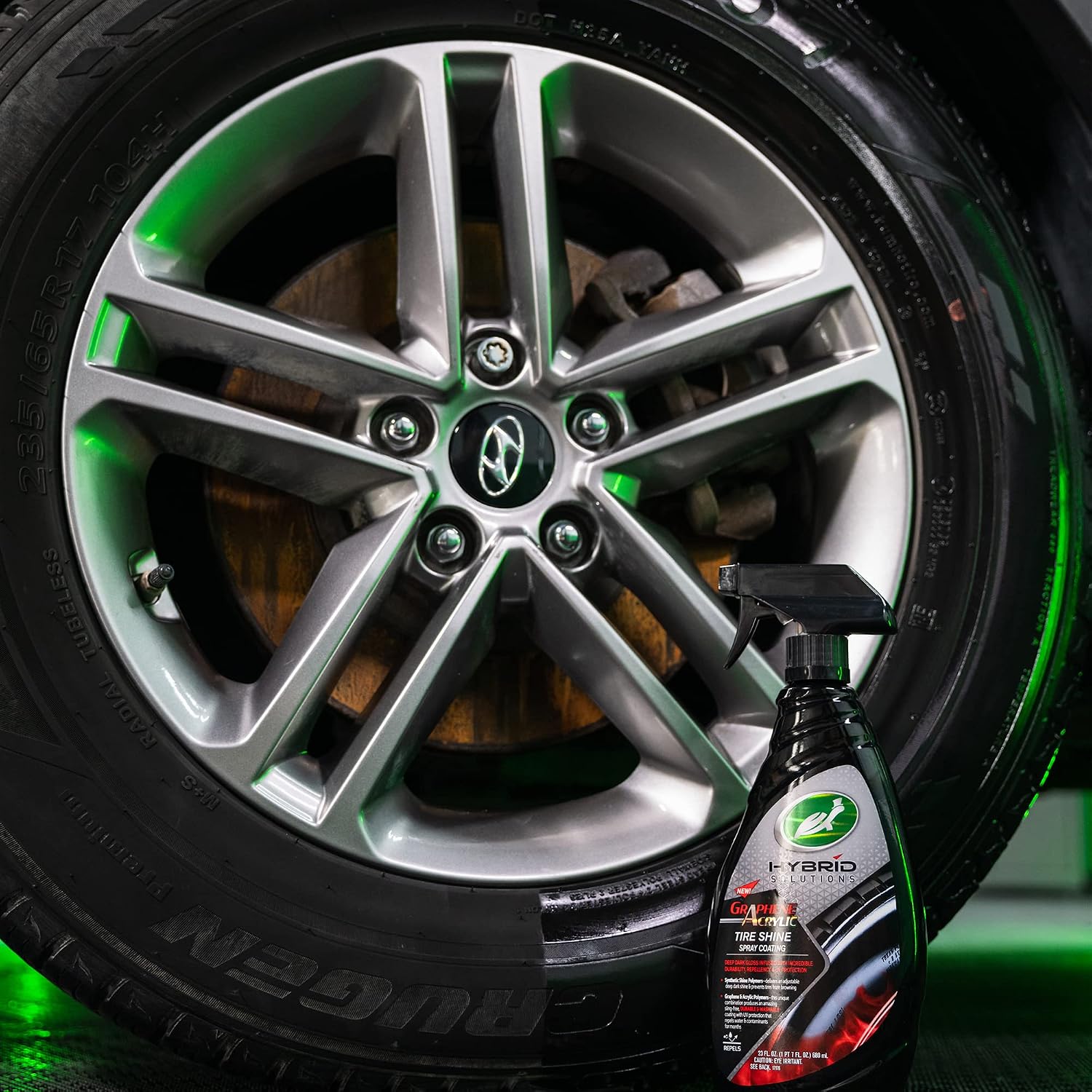 Turtle Wax Hybrid Solutions Graphene Acrylic Tire Shine Spray Coating4 Turtle Wax Hybrid Solutions Graphene Acrylic Tire Shine Spray Coating