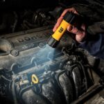 CAT Lighting 200 Lumen LED High Power Flashlight