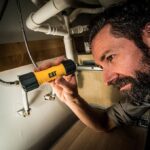 CAT Lighting 200 Lumen LED High Power Flashlight